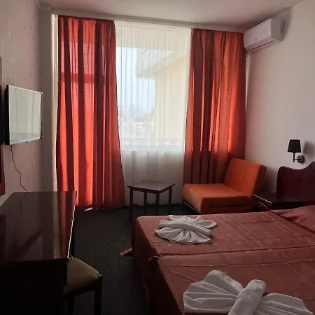 酒店 Dahlia Garden 3*