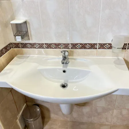 Готель Dahlia Garden 3*