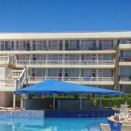 Dahlia Garden غولدن ساندز