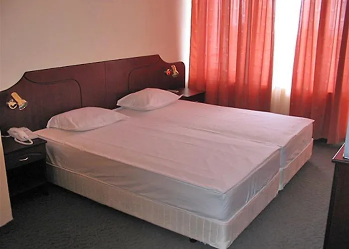 酒店 Dahlia Garden 3*