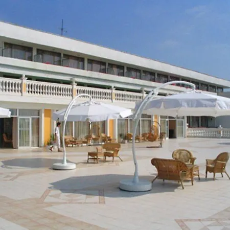 Dahlia Garden Złote Piaski