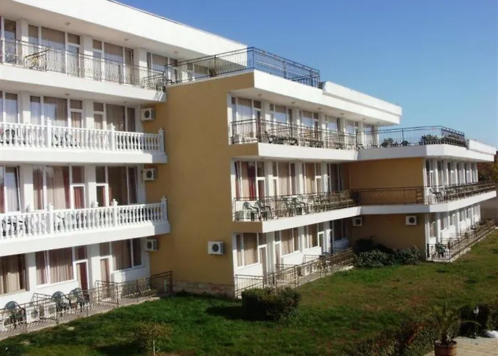 Hotel Dahlia Garden Golden Sands